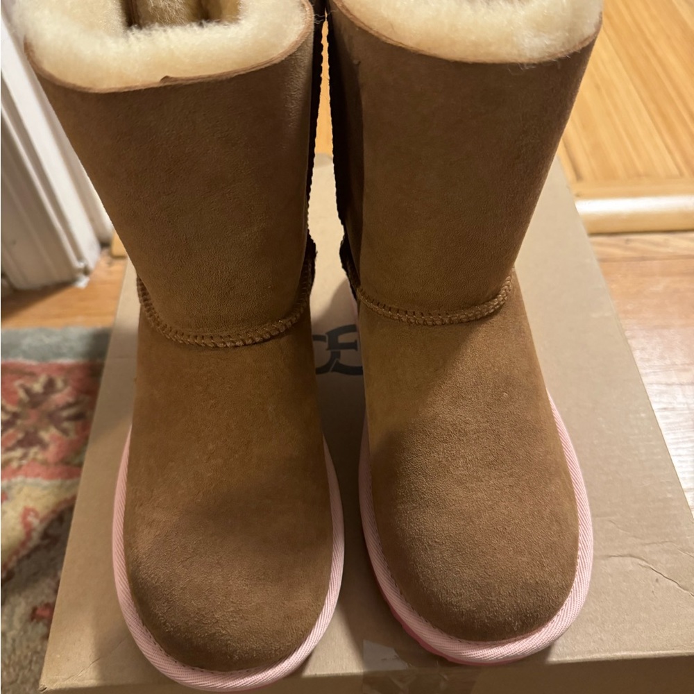 Uggs for girls.